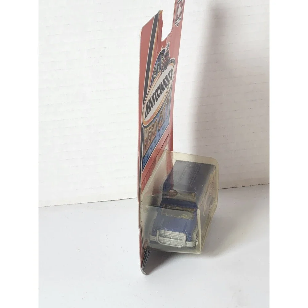 Matchbox 2003 Blue Ambulance #12 Hero City